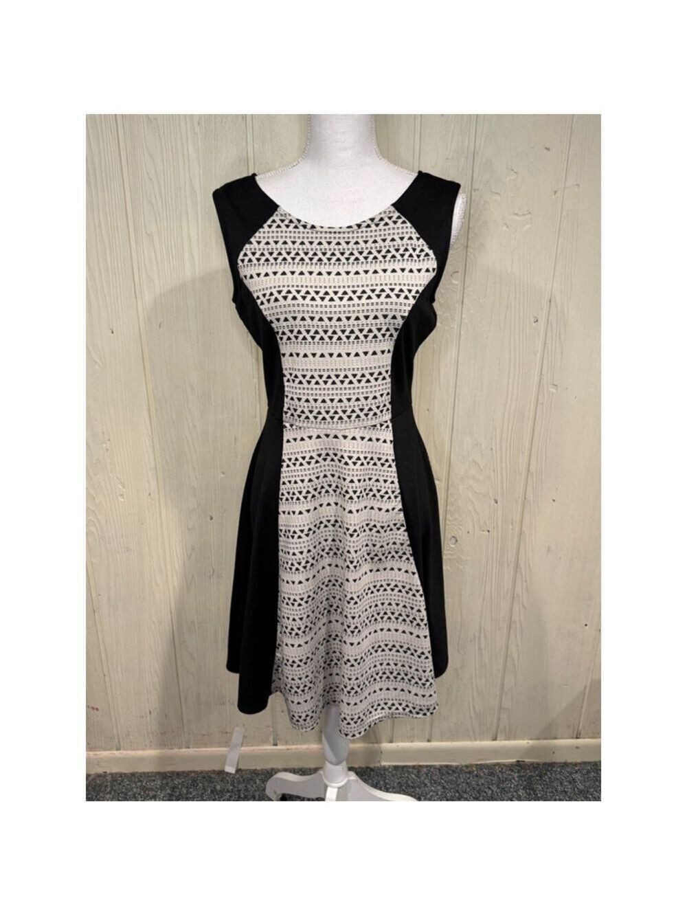 Maurices Black White Geometric Print Sleeveless Dress Medium